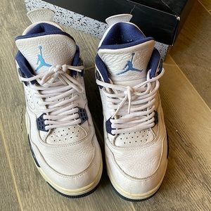 Retro Jordan 4 ‘Legend Blue’